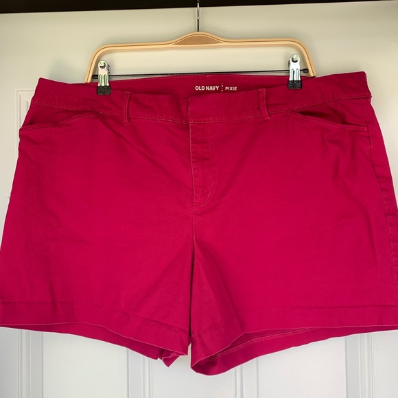 Old Navy Pants - Old Navy Raspberry Pixie Shorts - size 20